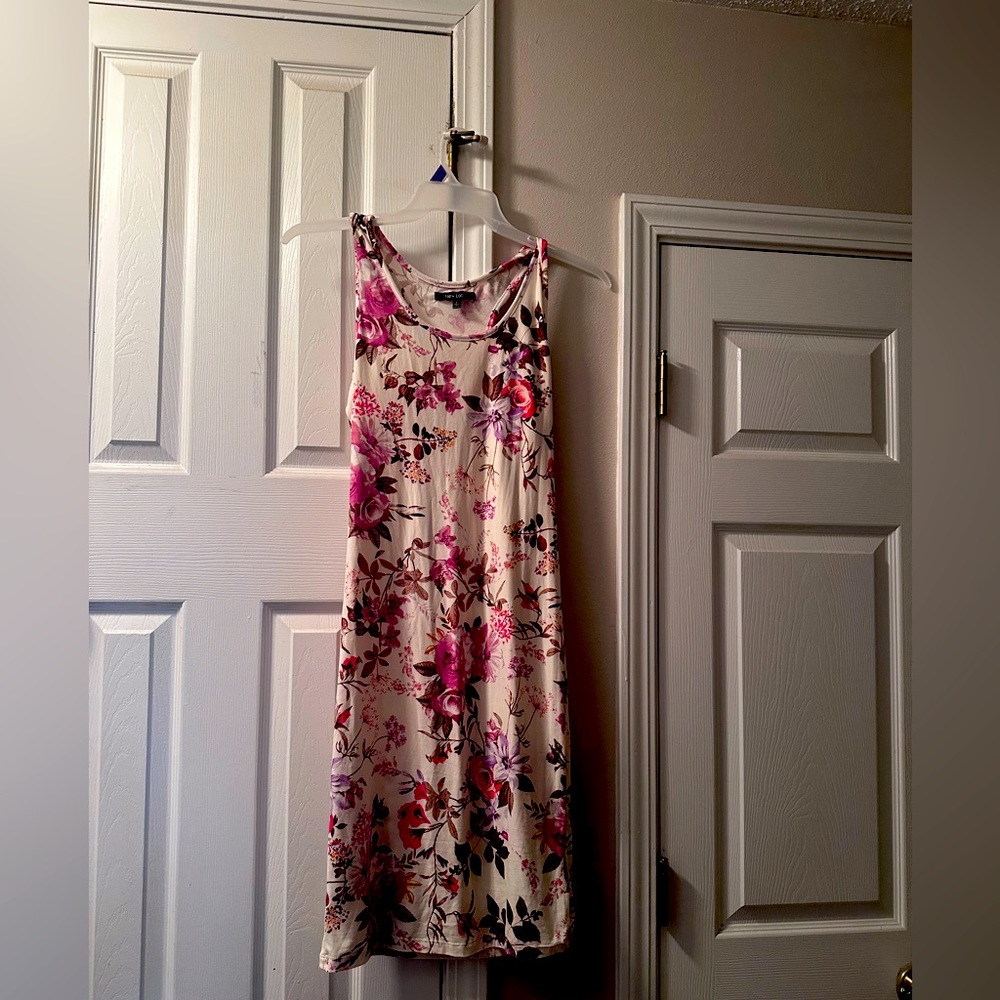 Maxi dress sz L. ((Floral))